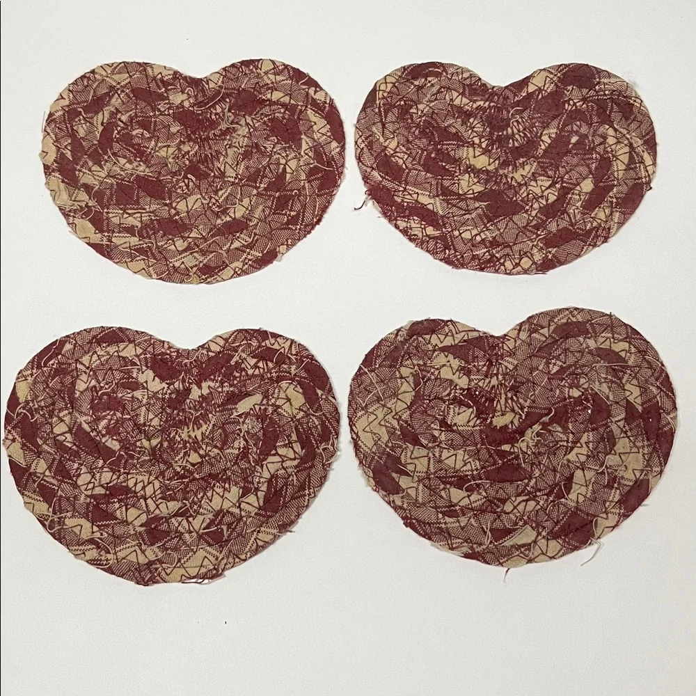 4pc Vintage Americana Heart Coaster Set Burgundy & Cream Braided Fabric Set